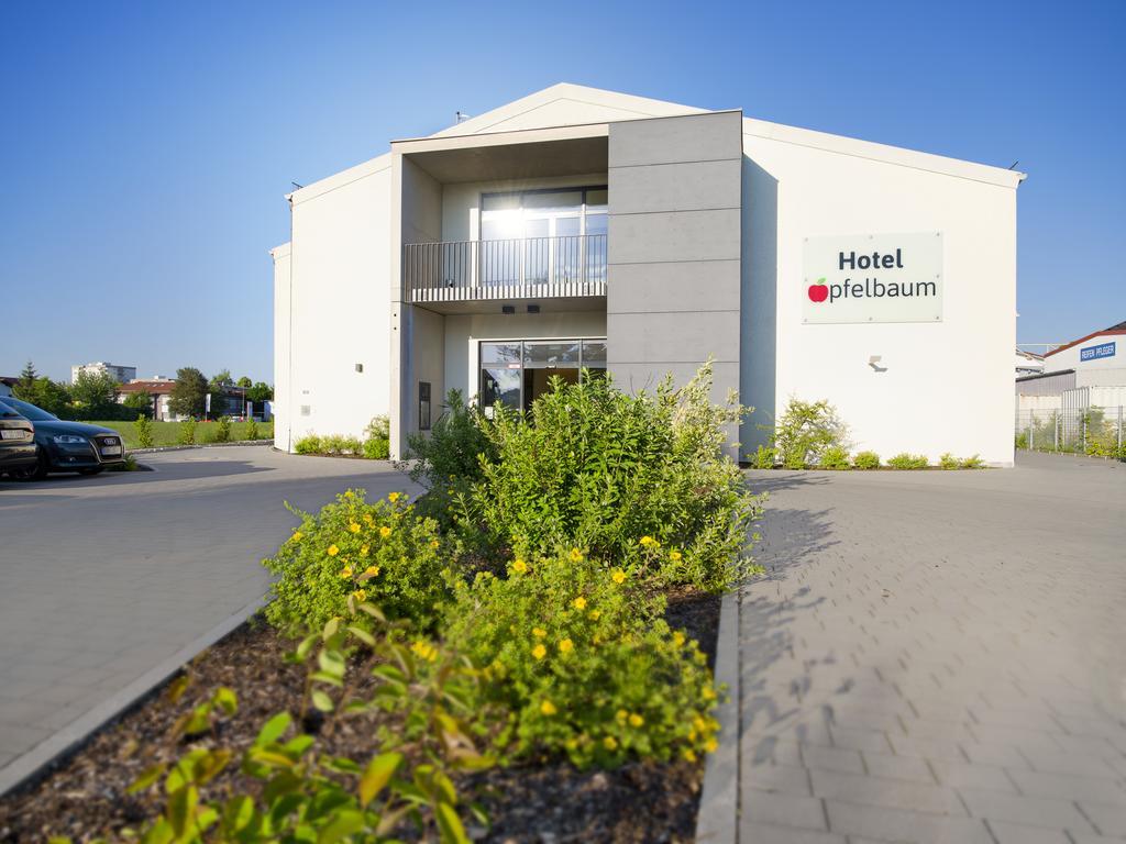 Hotel Apfelbaum Erding Exteriör bild