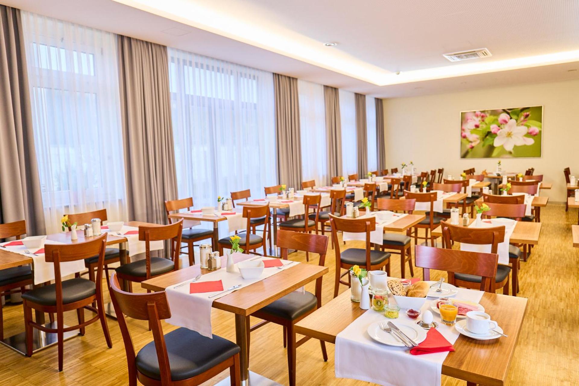 Hotel Apfelbaum Erding Exteriör bild