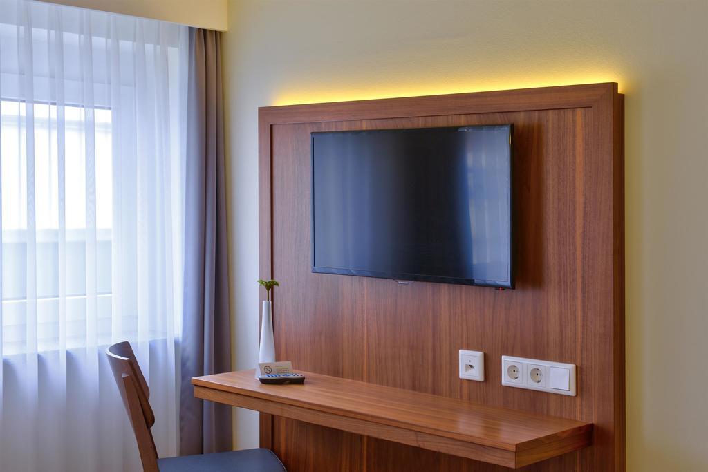 Hotel Apfelbaum Erding Exteriör bild